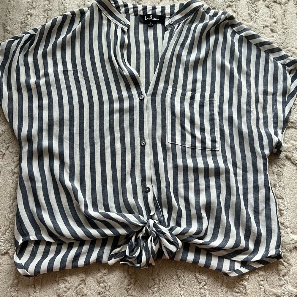 Lulu’s | Striped Blouse